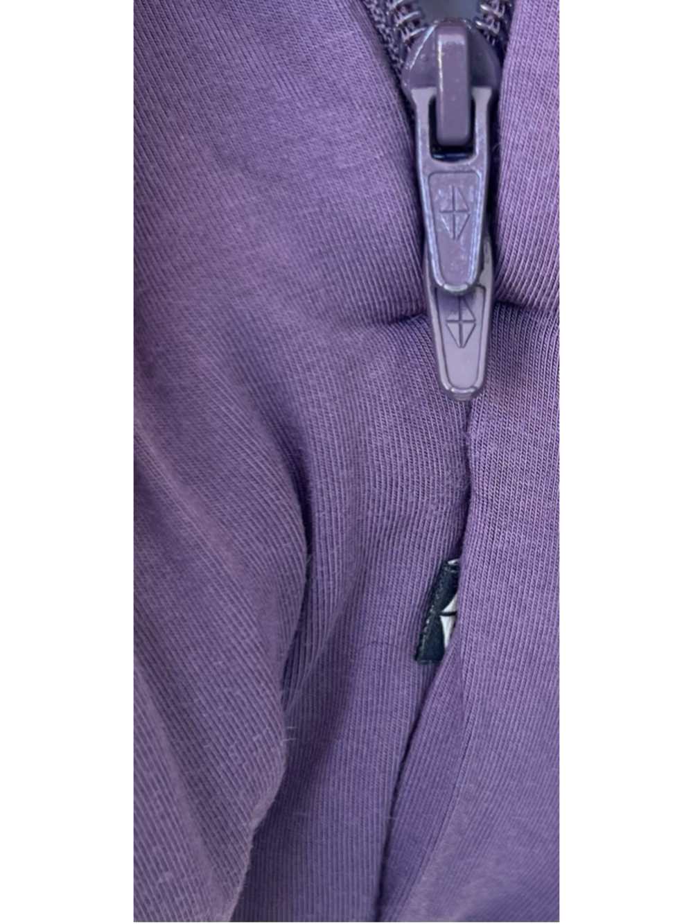 Kyte BABY Sleep Bag in Currant Purple 2.5 Tog Small Bamboo Sleep Sack - Picture 4 of 6